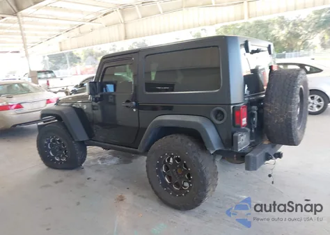 2016 Jeep Wrangler Willys Wheeler z USA, uszkodzony, nr VIN 1C4GJWAG6GL114491